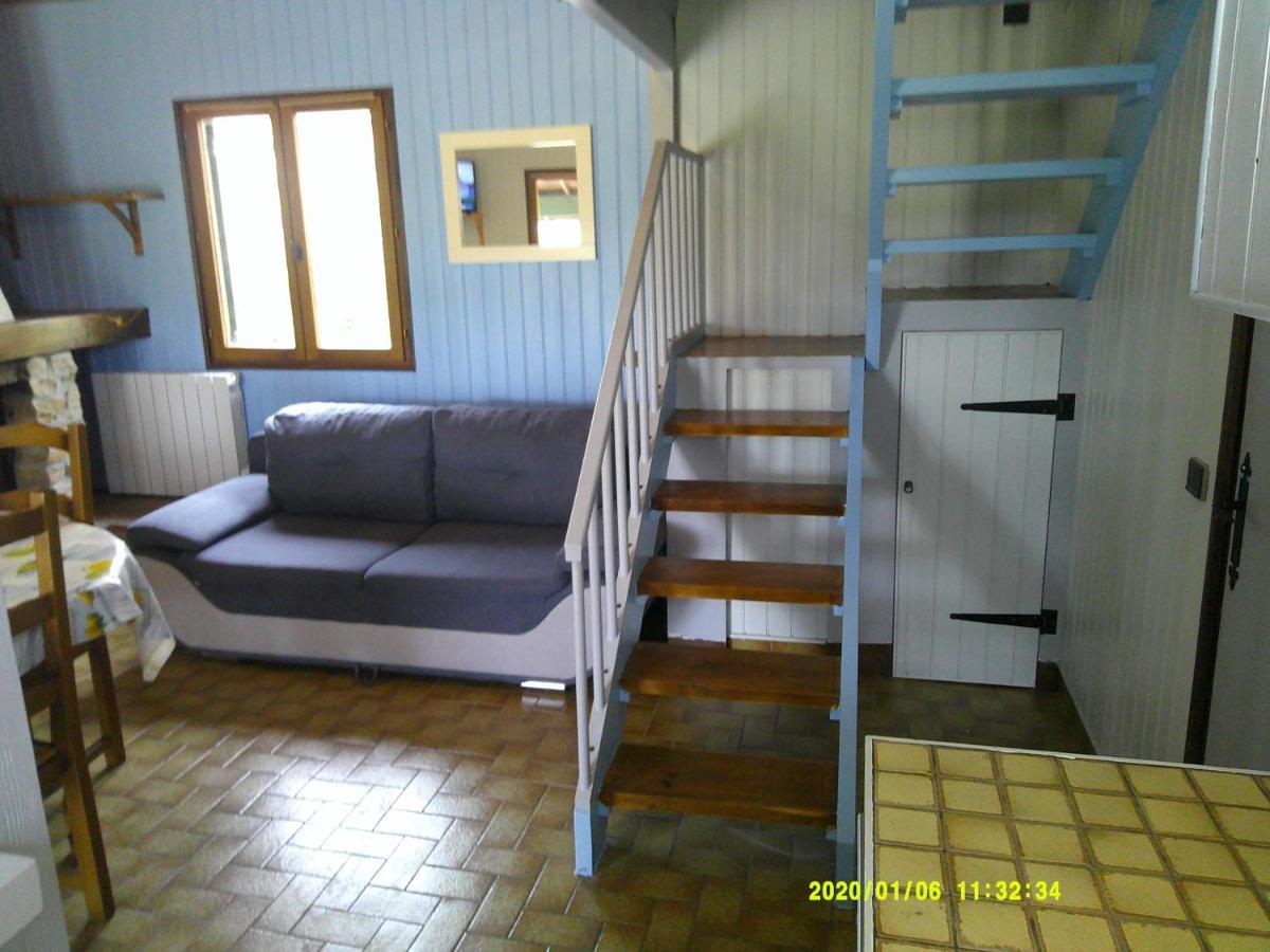 A L'oree De Troncais Chalet *